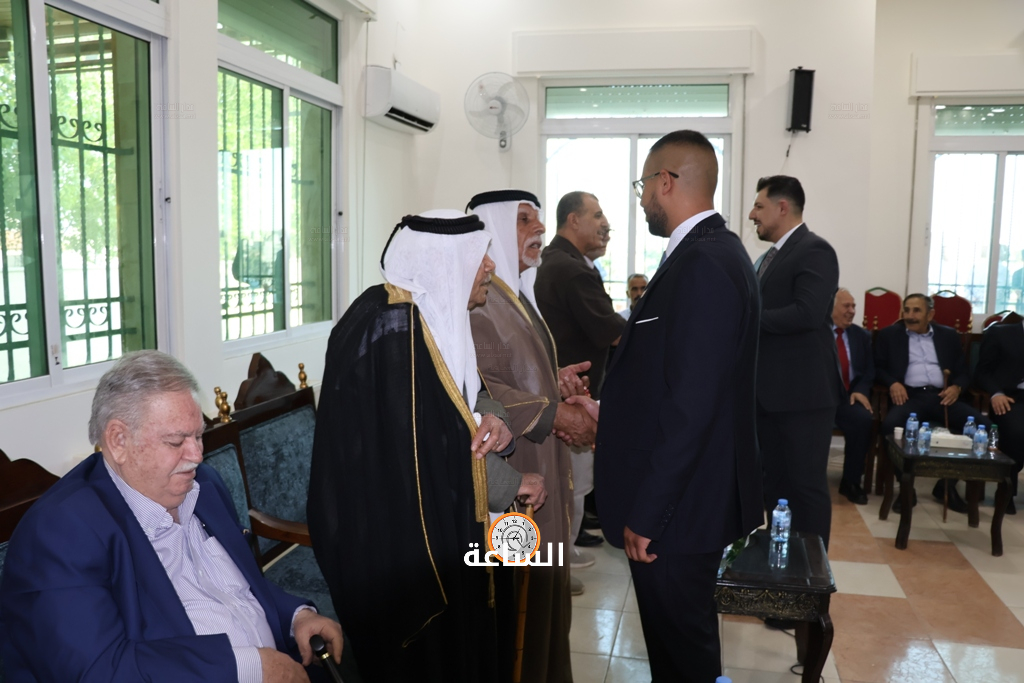 Madar Al-Saa Images 0.46189896989215284