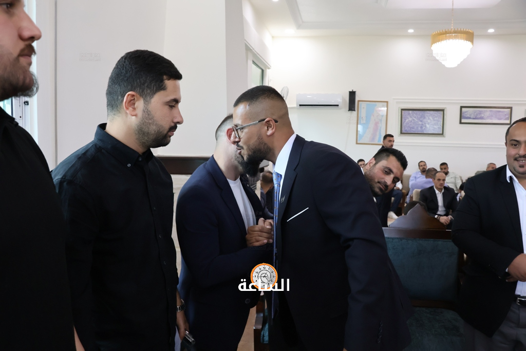 Madar Al-Saa Images 0.8934759425885828