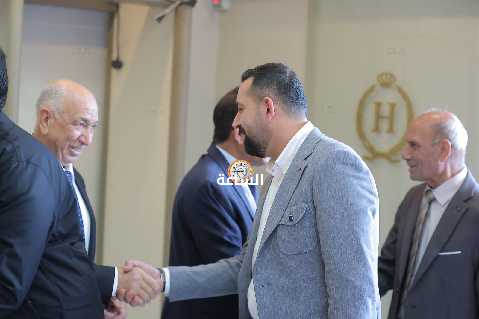 Madar Al-Saa Images 0.32657090567604385