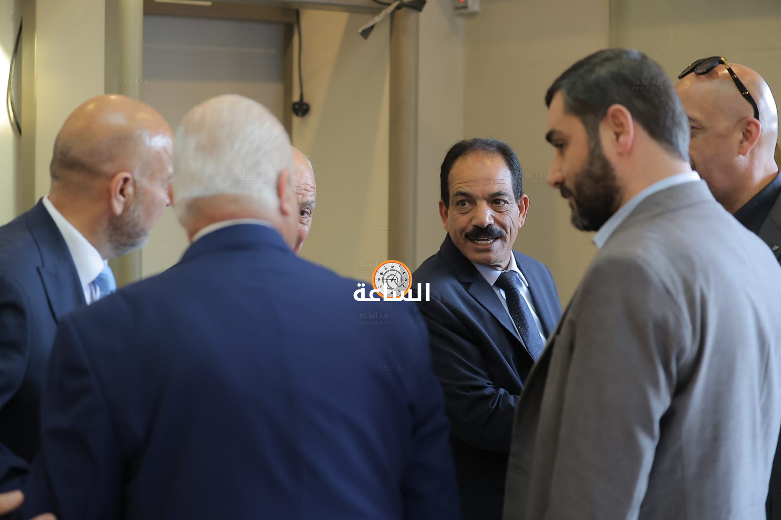 Madar Al-Saa Images 0.8708708162016965