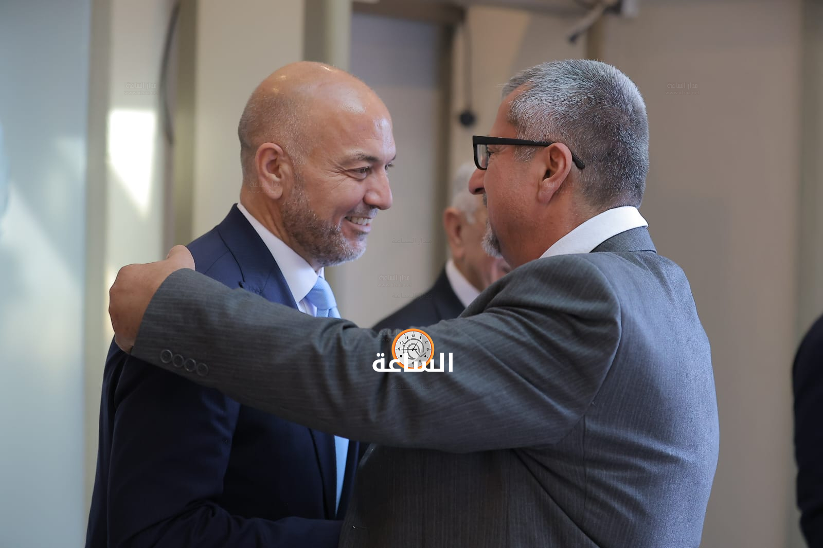 Madar Al-Saa Images 0.6207925761195084
