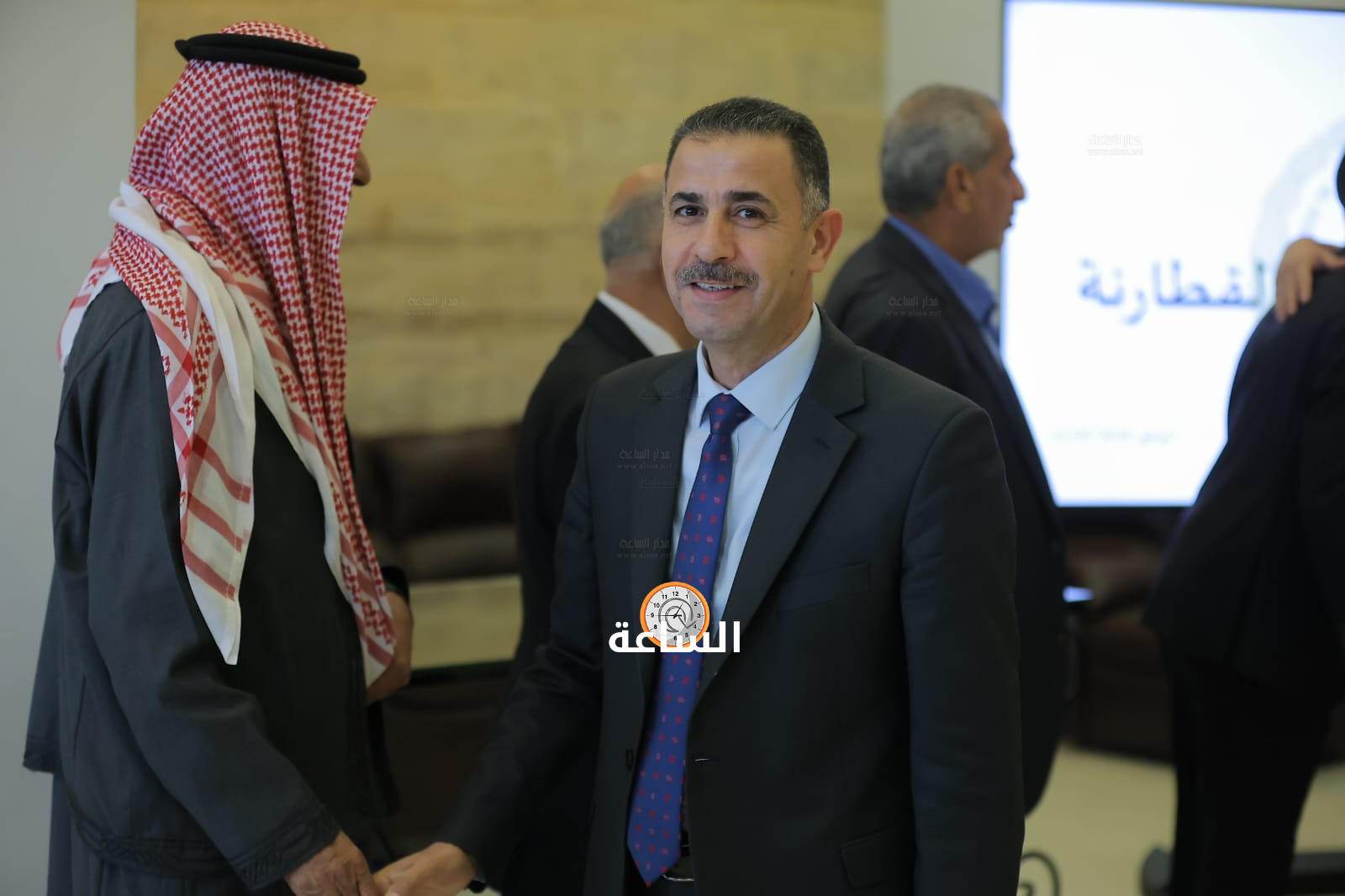Madar Al-Saa Images 0.5730856543362126