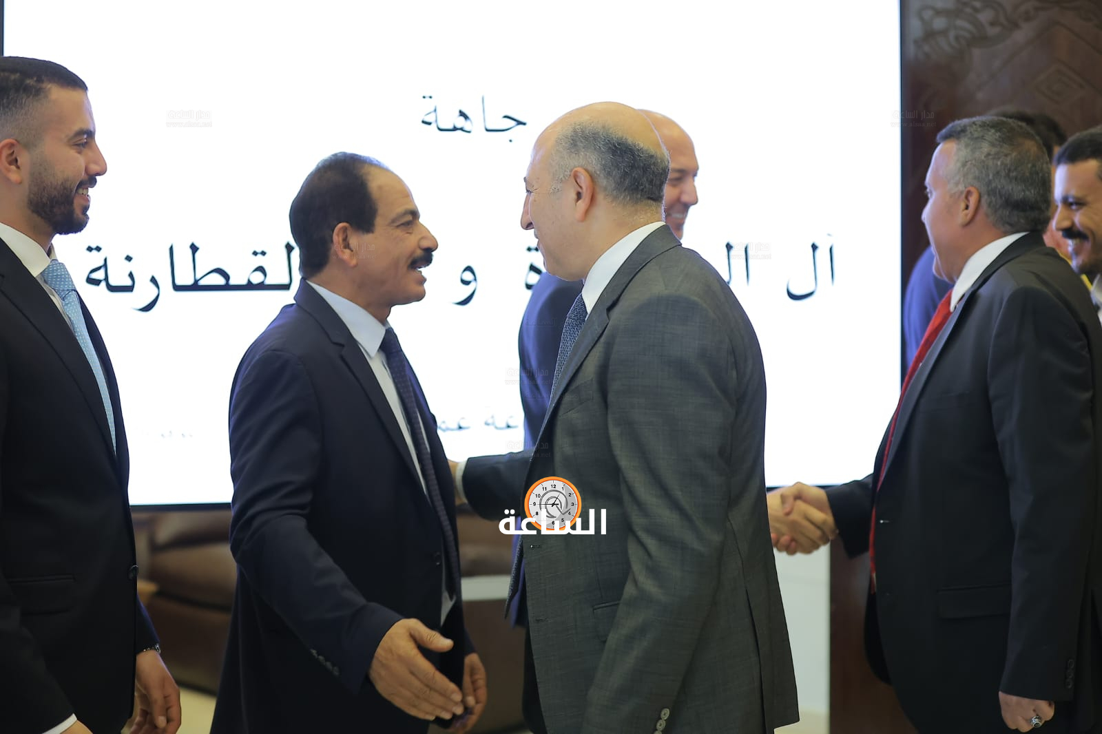 Madar Al-Saa Images 0.5777359447622835
