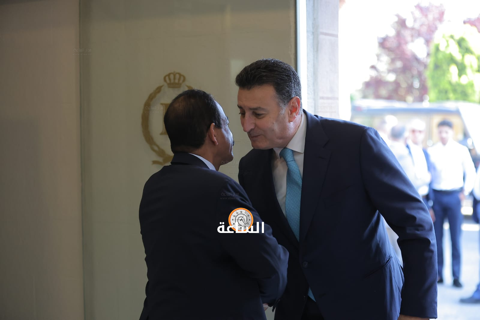 Madar Al-Saa Images 0.16112302371828158