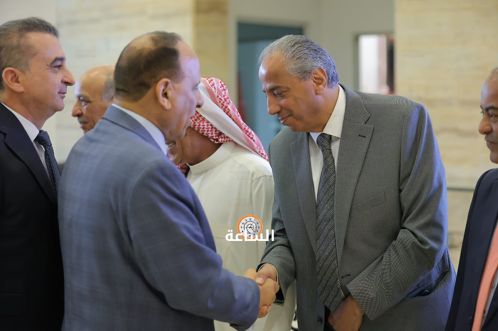 Madar Al-Saa Images 0.3262413062781425