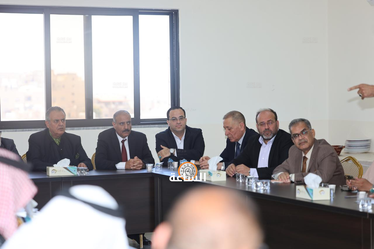 Madar Al-Saa Images 0.41547549844366993