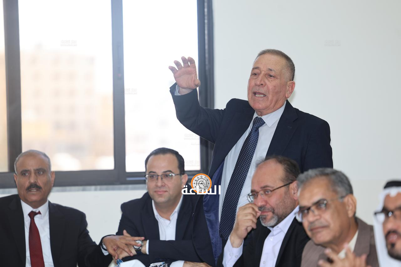 Madar Al-Saa Images 0.43240385812072246