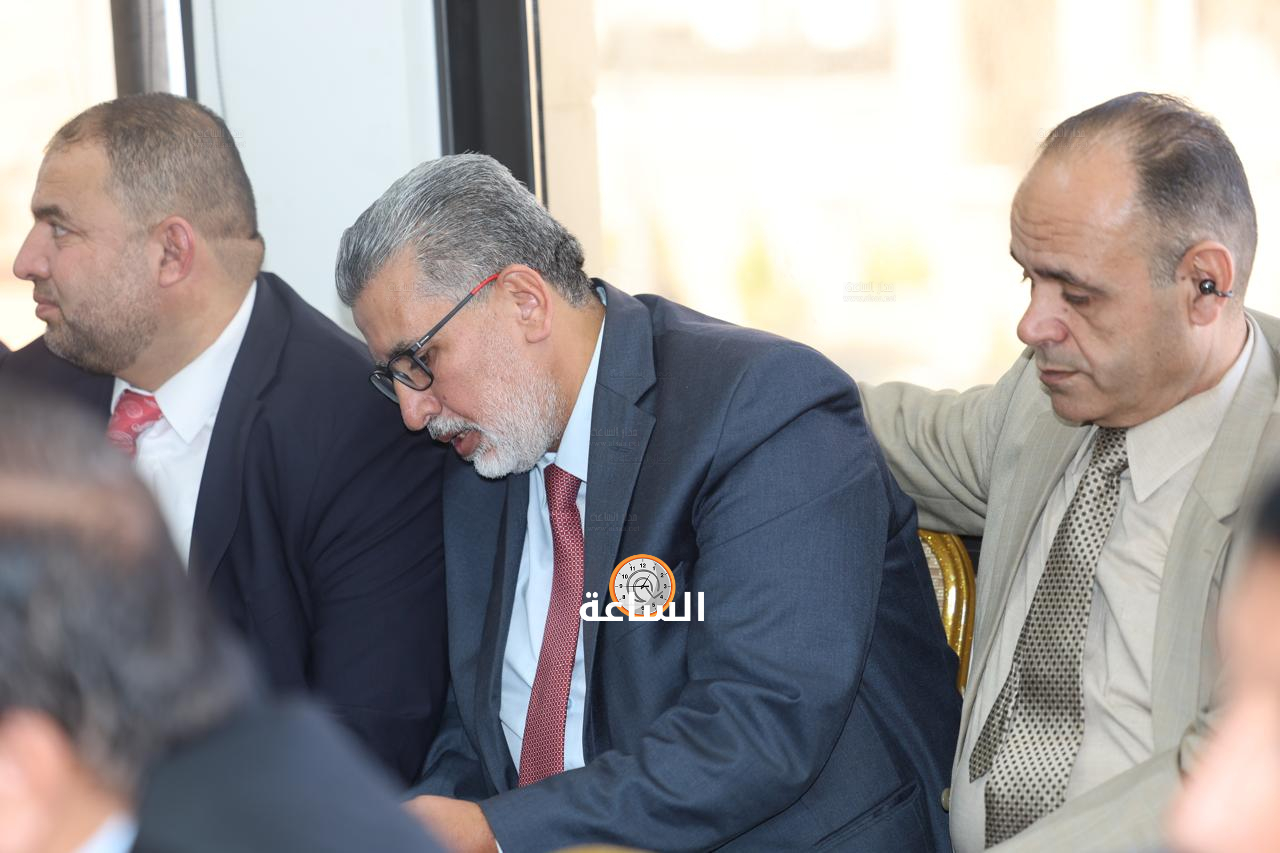 Madar Al-Saa Images 0.12827216548516696