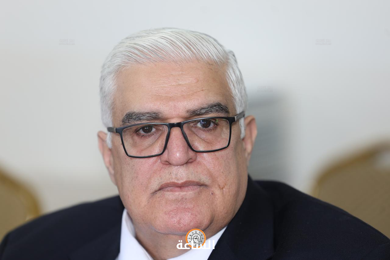 Madar Al-Saa Images 0.015118107611345466