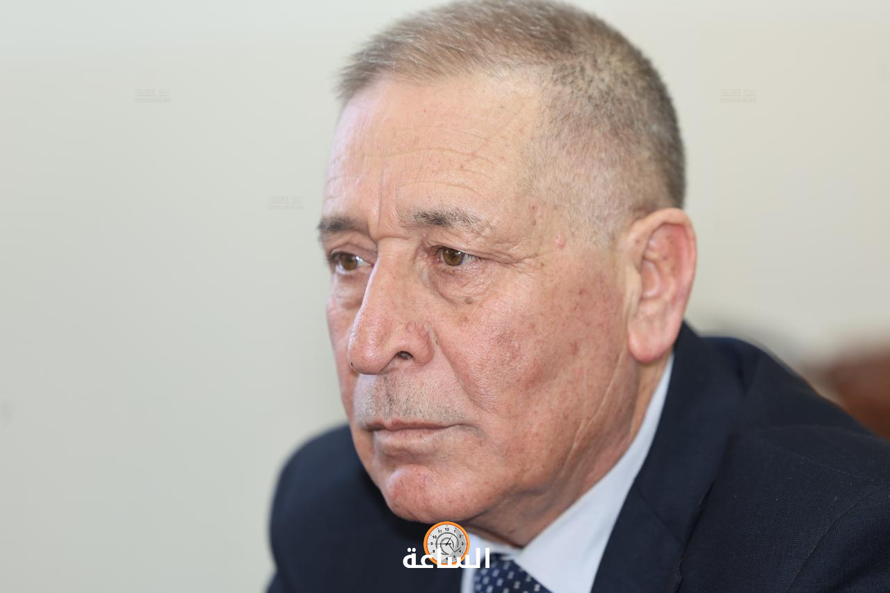 Madar Al-Saa Images 0.9704152260645428