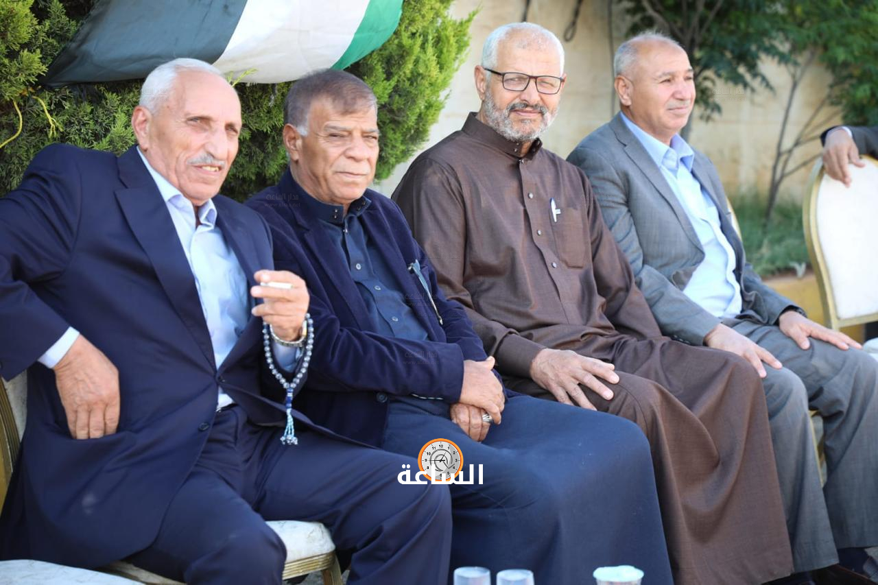 Madar Al-Saa Images 0.32176757002380907