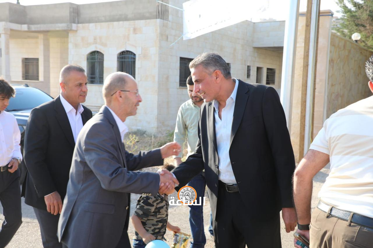 Madar Al-Saa Images 0.7596439717283682