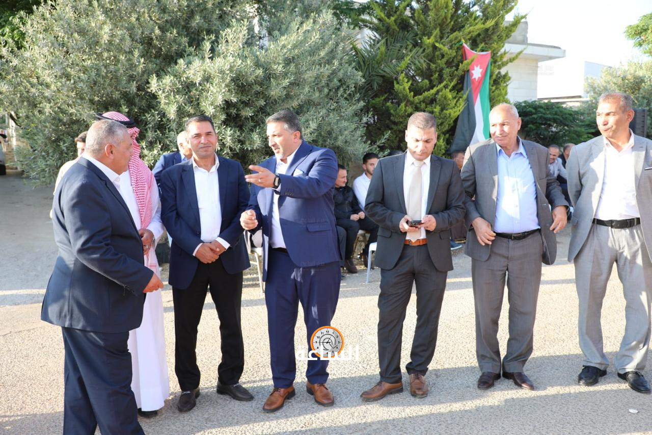 Madar Al-Saa Images 0.8711219387586155