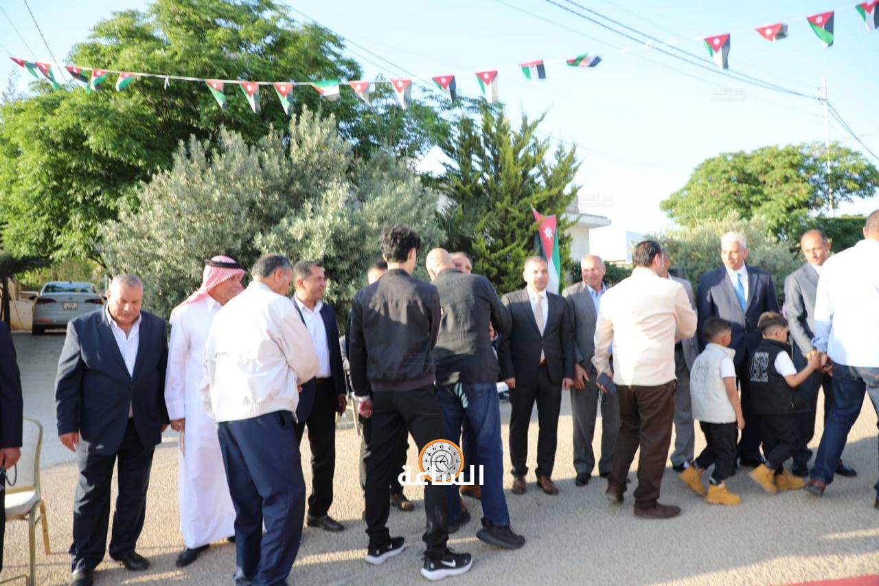 Madar Al-Saa Images 0.720080834373952