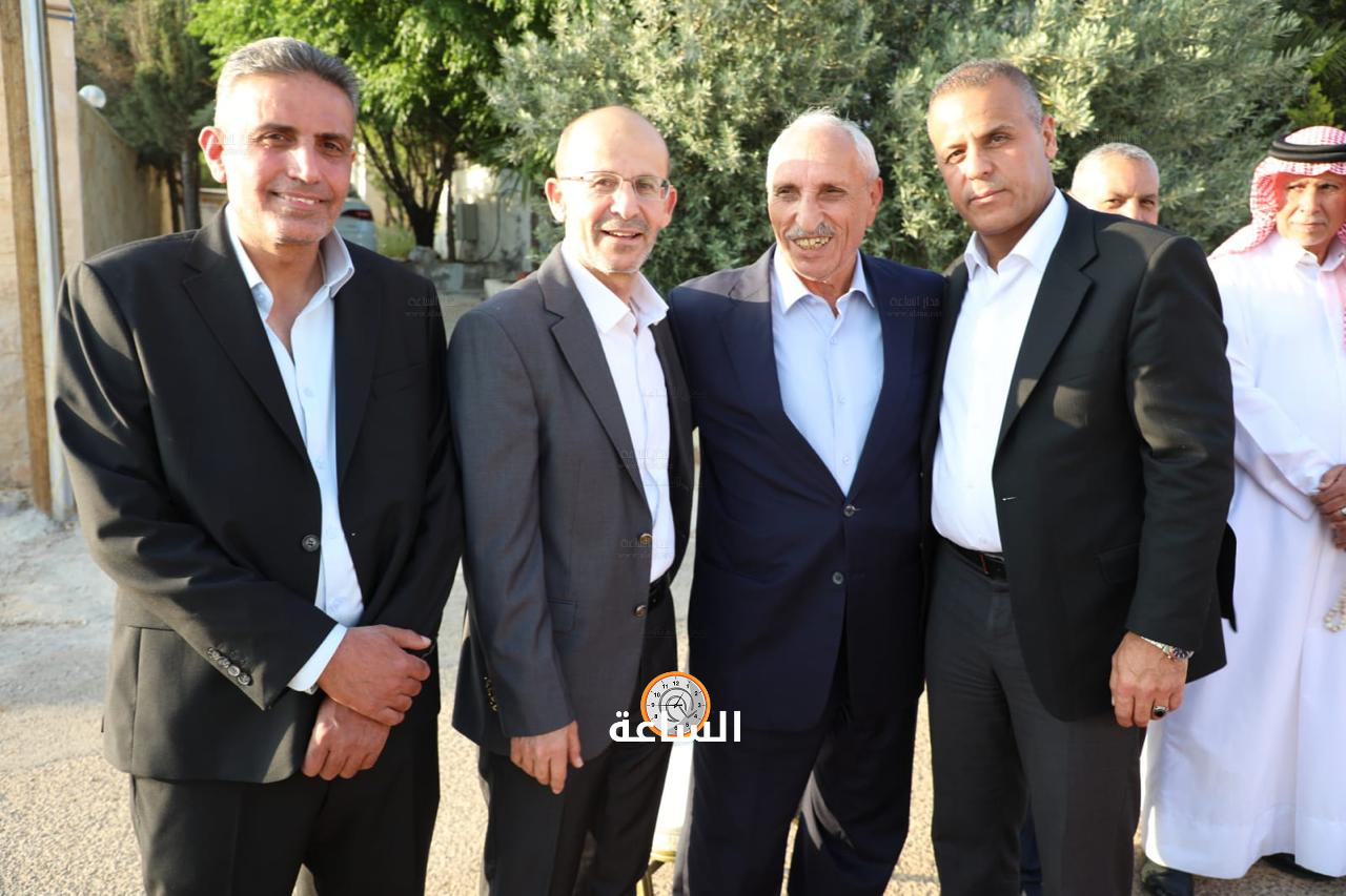 Madar Al-Saa Images 0.4580644412144642