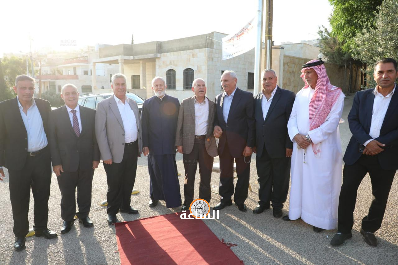 Madar Al-Saa Images 0.06384245270602473