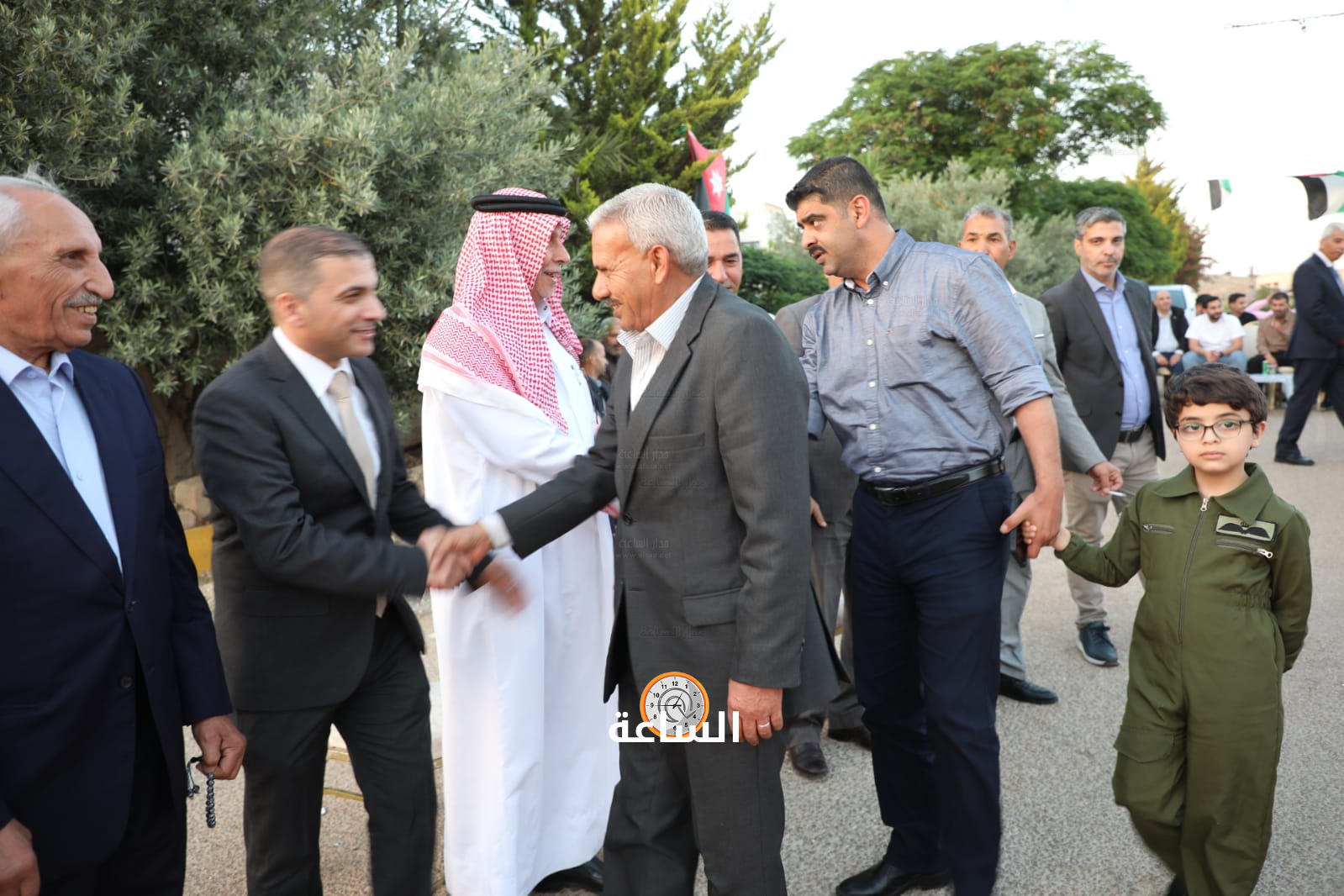 Madar Al-Saa Images 0.04491446167533164