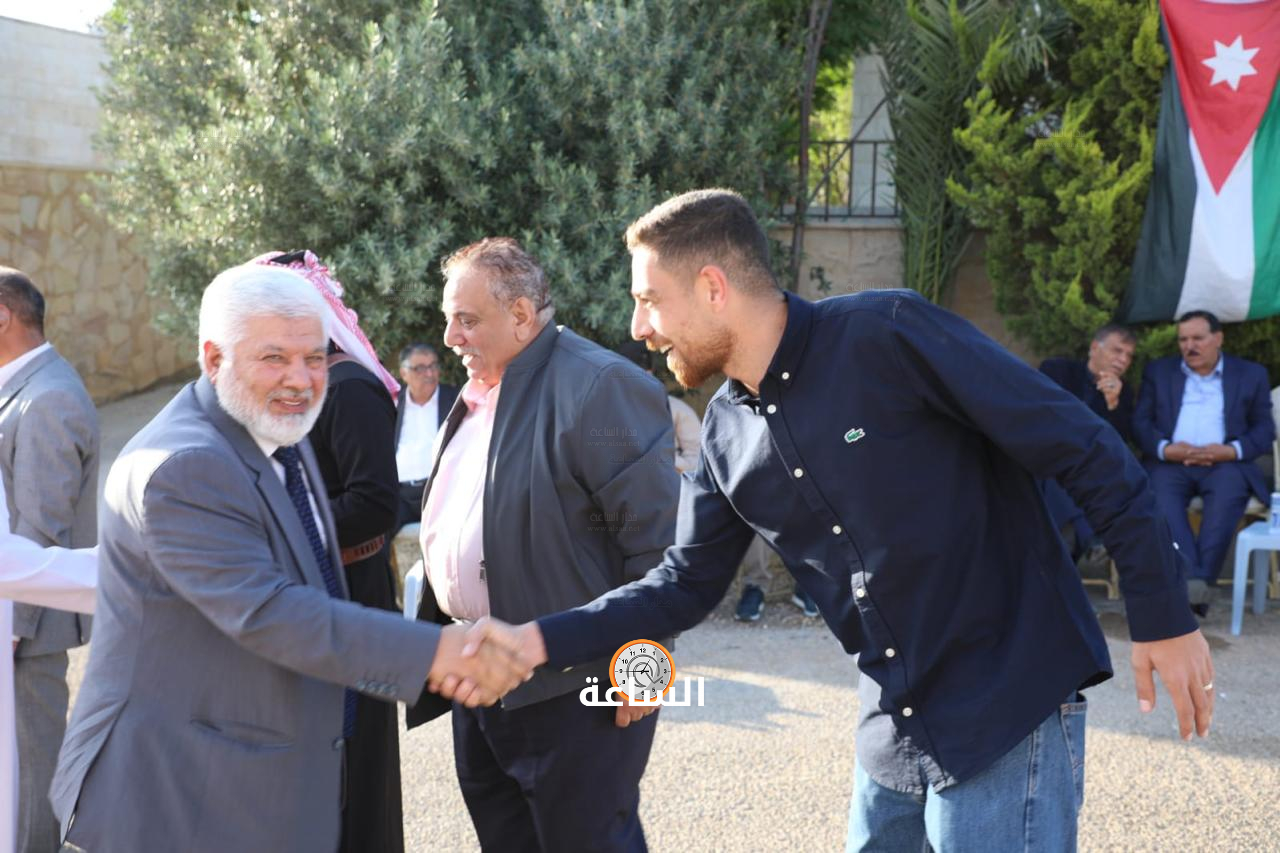 Madar Al-Saa Images 0.9023572867669352