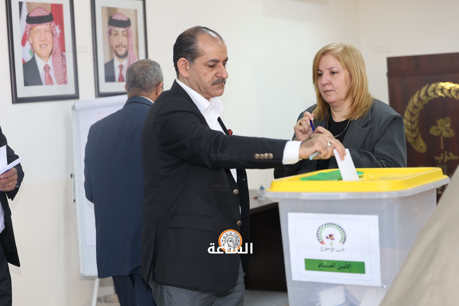 Madar Al-Saa Images 0.8466834136532086
