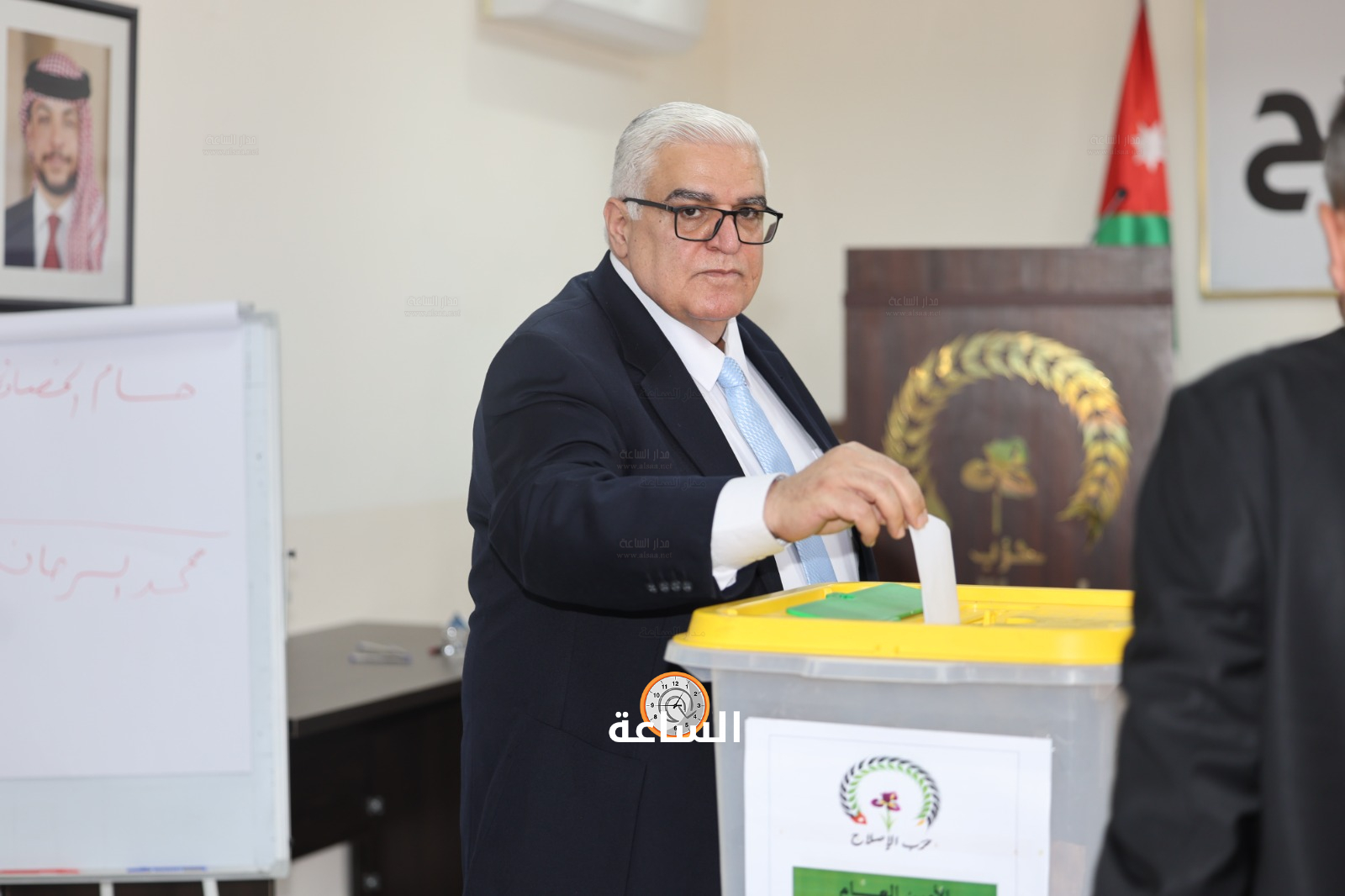 Madar Al-Saa Images 0.8037434954338496