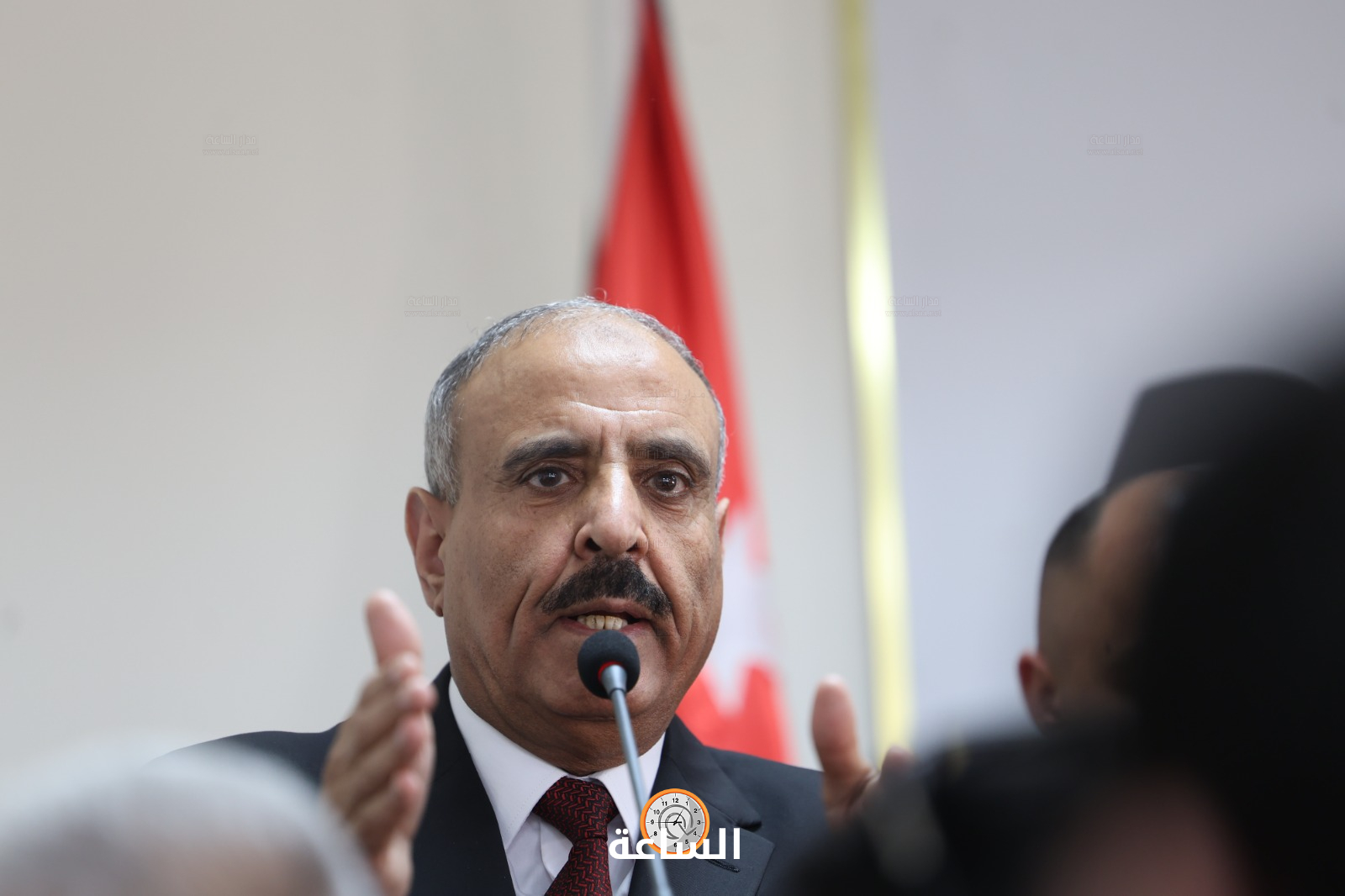 Madar Al-Saa Images 0.07763207633352487
