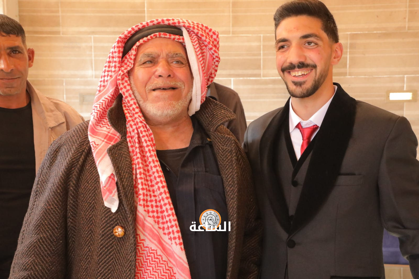 Madar Al-Saa Images 0.38778156311881085