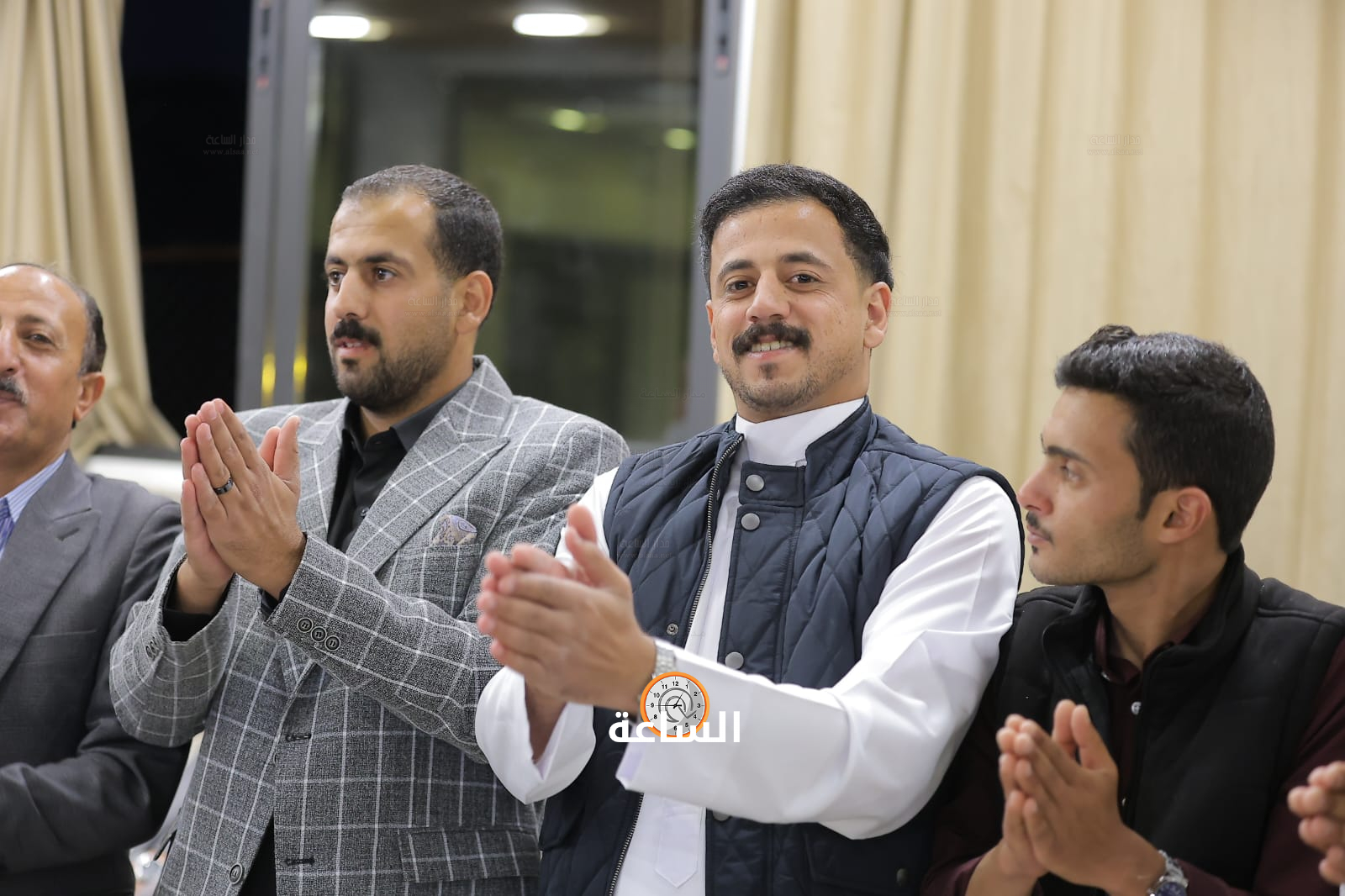 Madar Al-Saa Images 0.9397780511881503