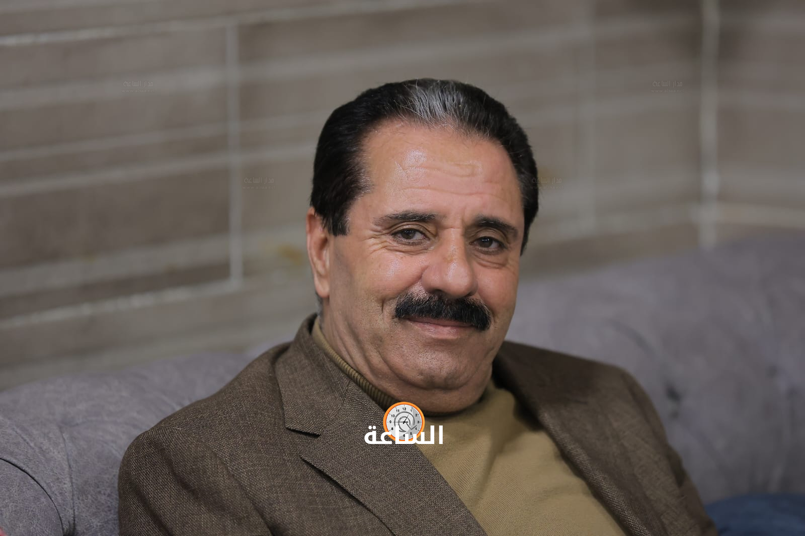 Madar Al-Saa Images 0.7858625610909459