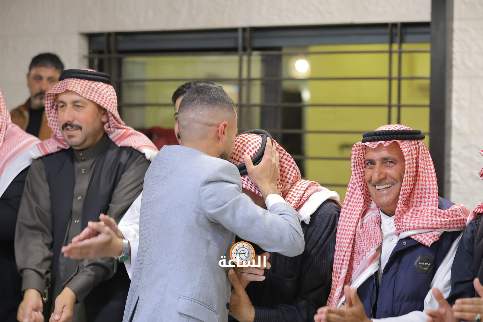 Madar Al-Saa Images 0.35588040495326256