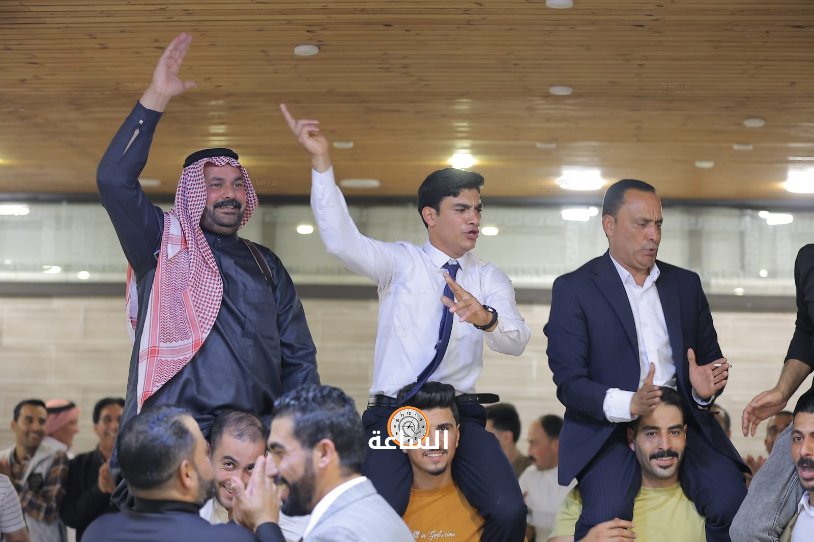 Madar Al-Saa Images 0.42516635600065333