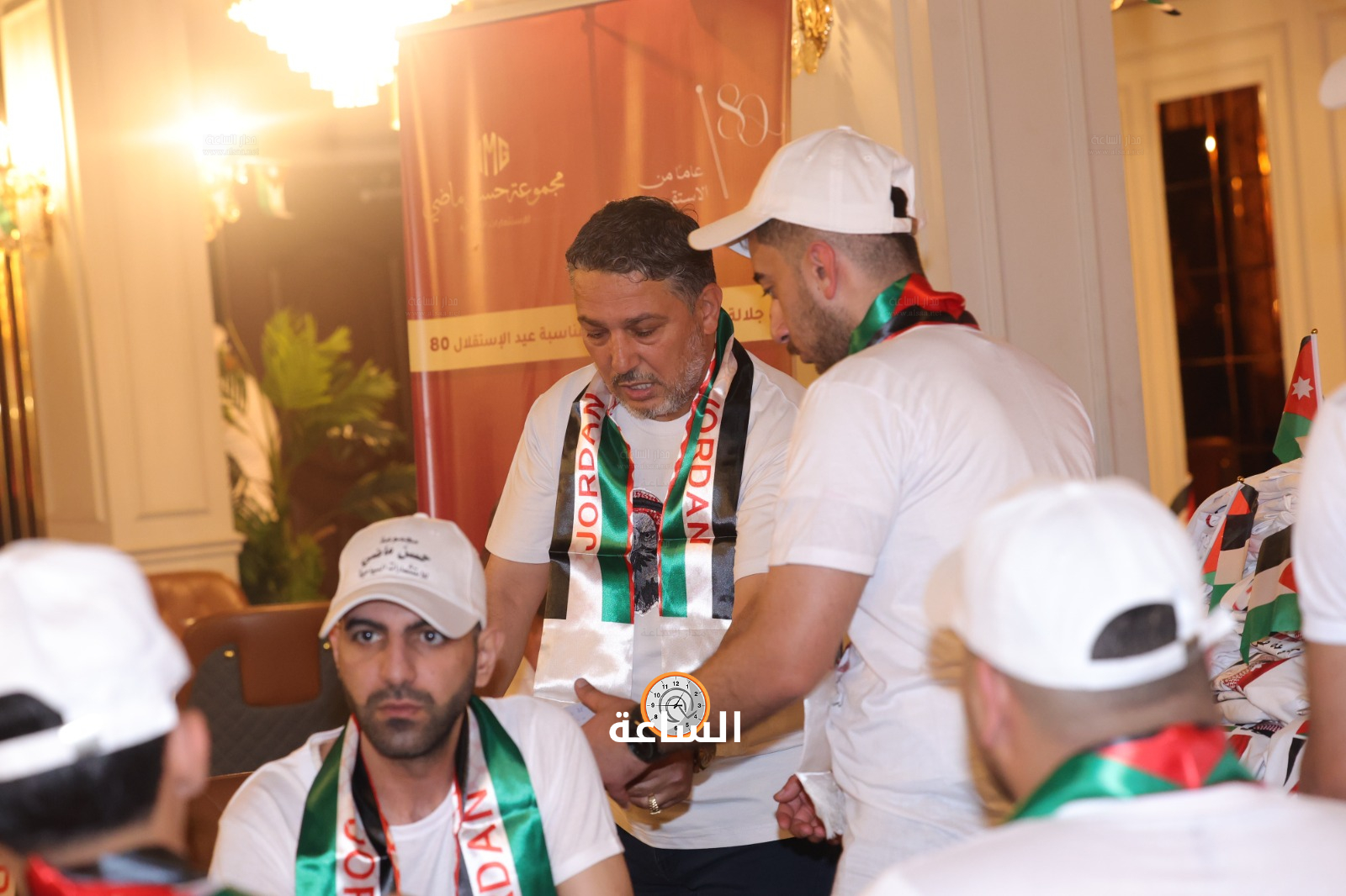 Madar Al-Saa Images 0.9946863511405875