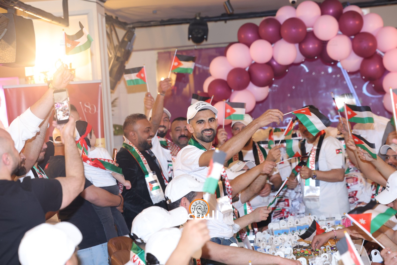 Madar Al-Saa Images 0.5016714823443252