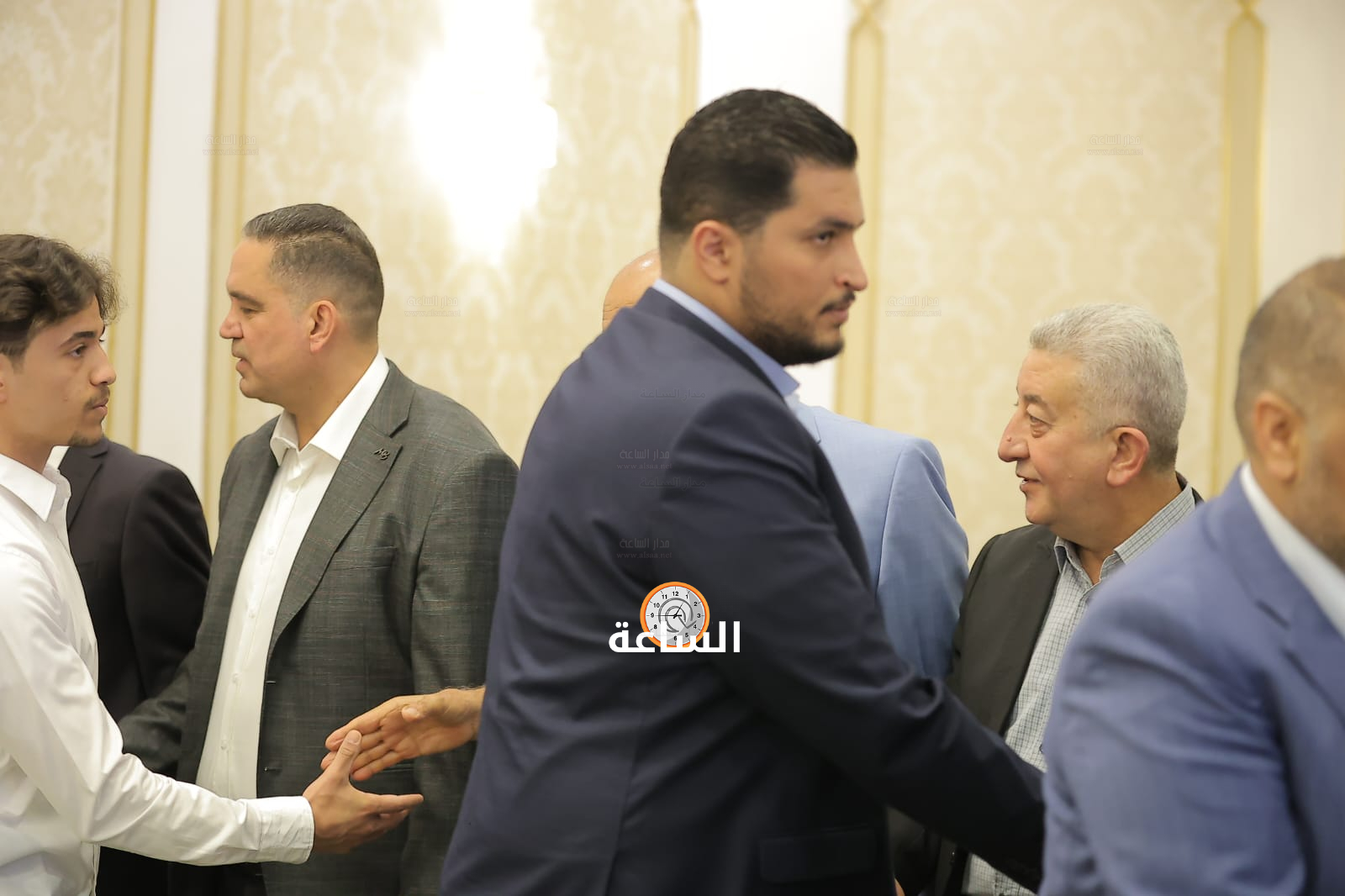 Madar Al-Saa Images 0.3464067631348915