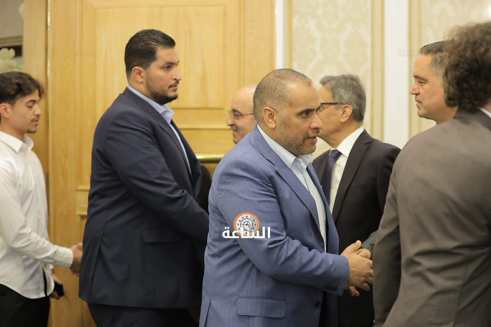 Madar Al-Saa Images 0.716521604612078