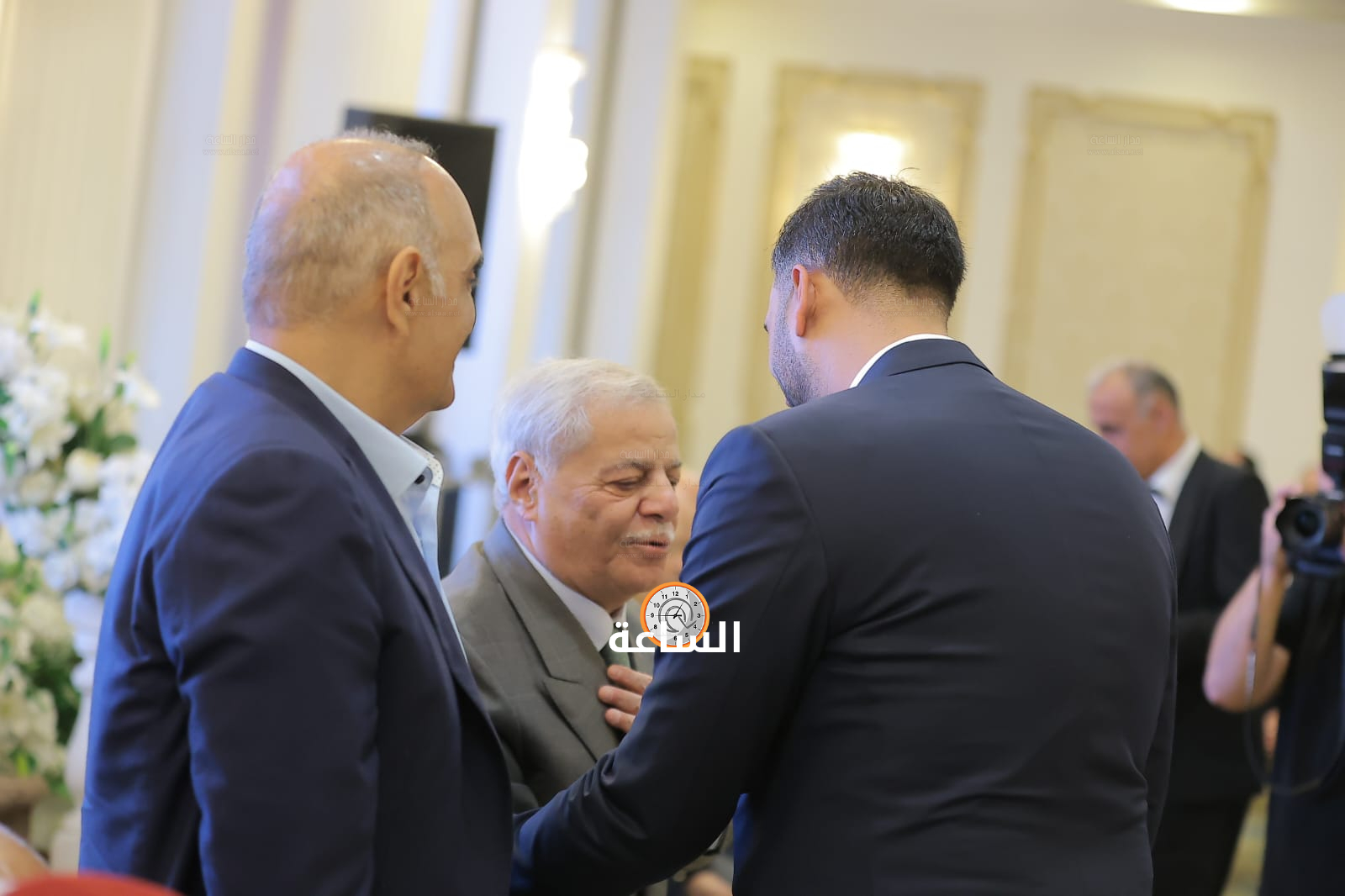 Madar Al-Saa Images 0.9290025633425867