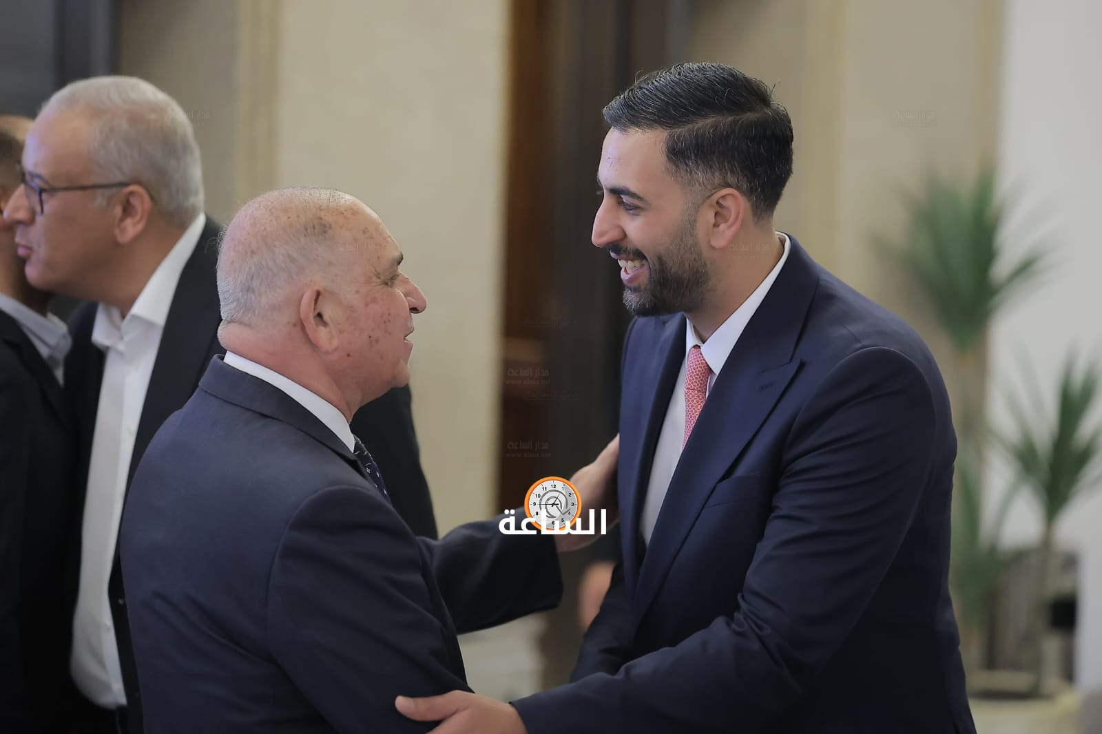 Madar Al-Saa Images 0.44813369514863843