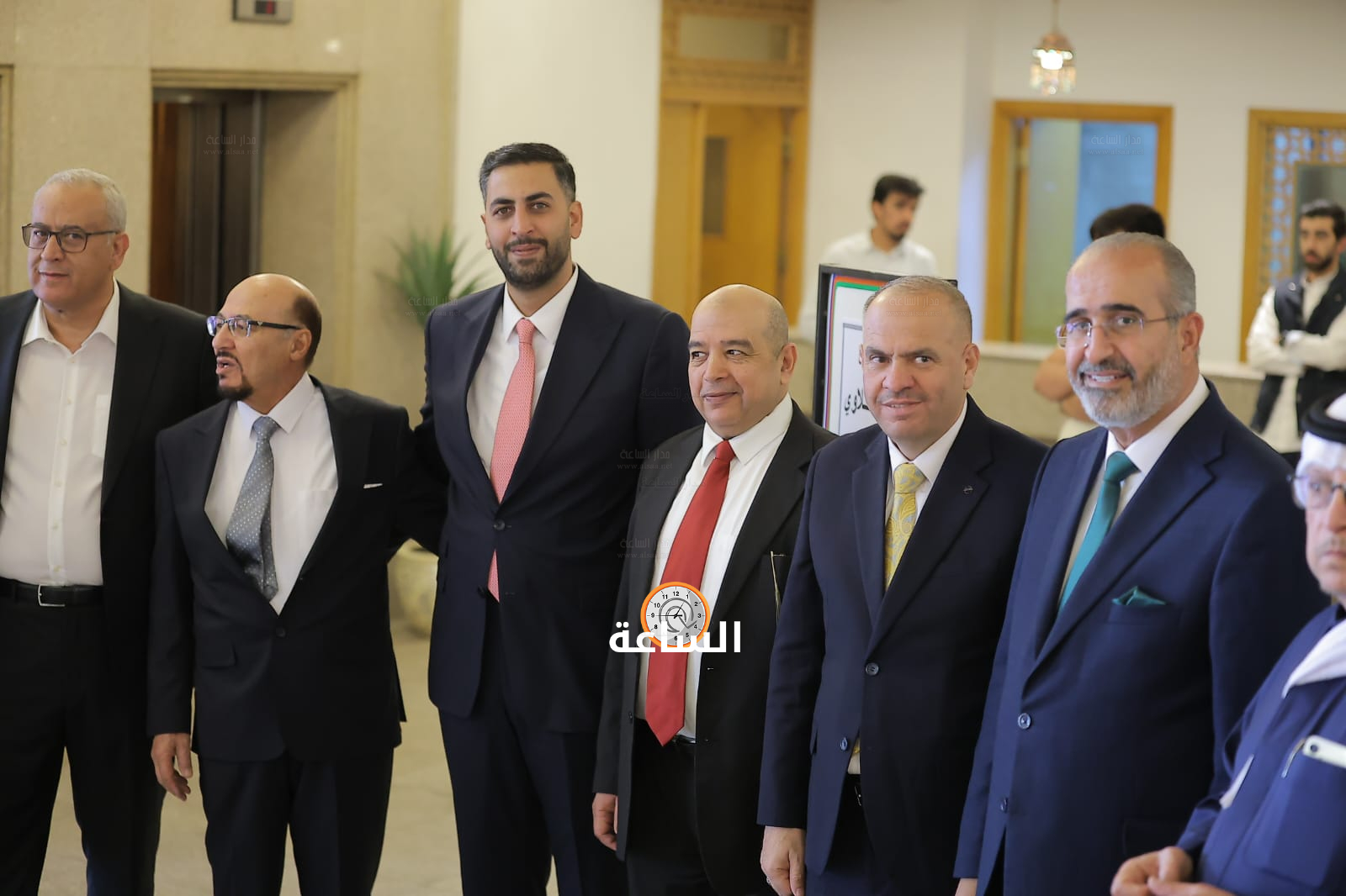 Madar Al-Saa Images 0.03302554574086125