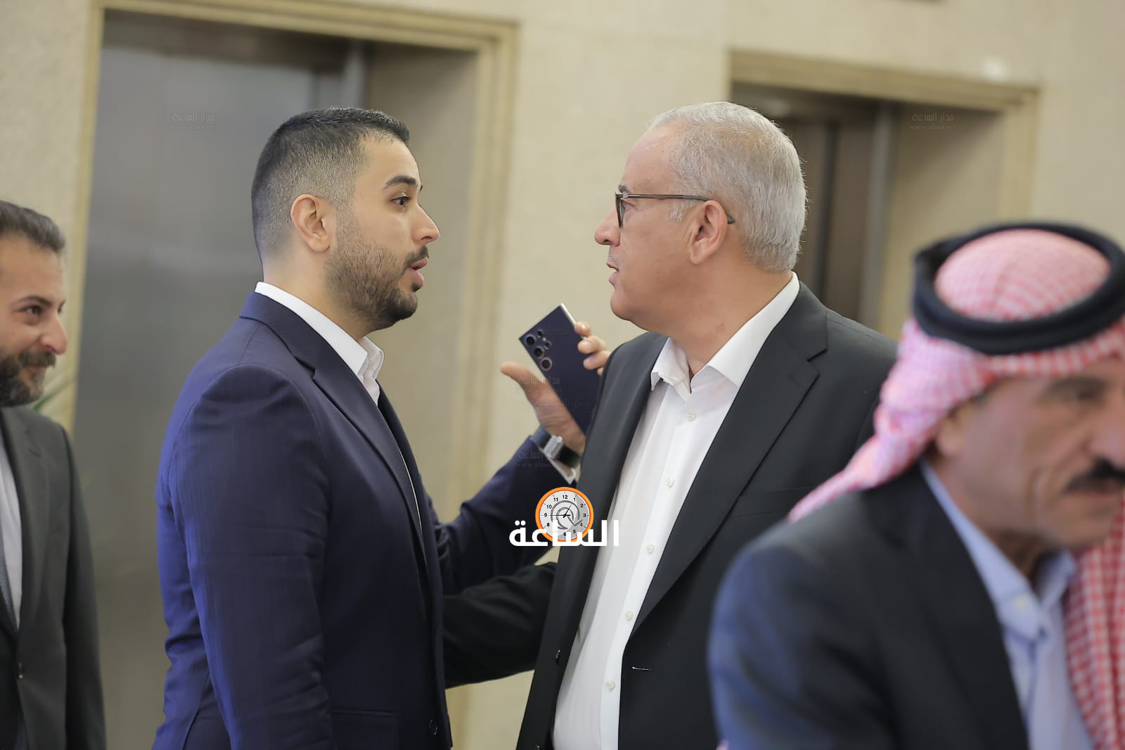 Madar Al-Saa Images 0.05588011303023366