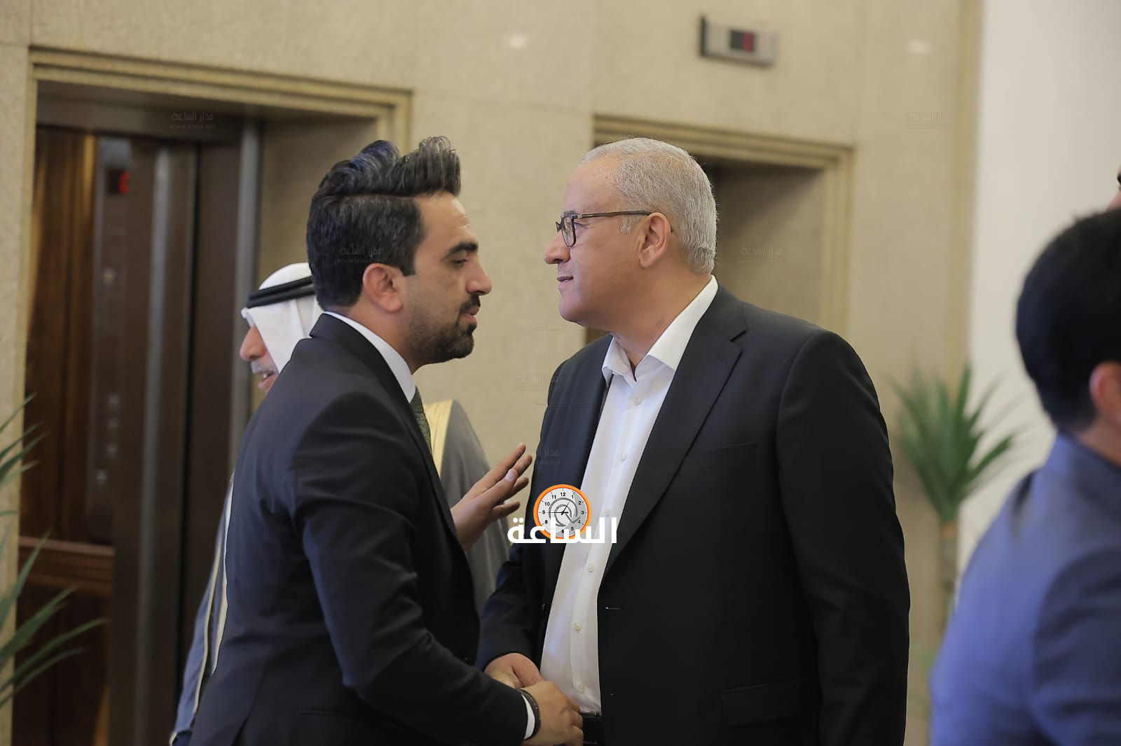 Madar Al-Saa Images 0.10964235727559057