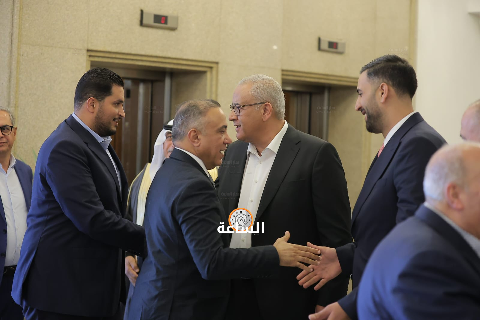 Madar Al-Saa Images 0.11969507478435037