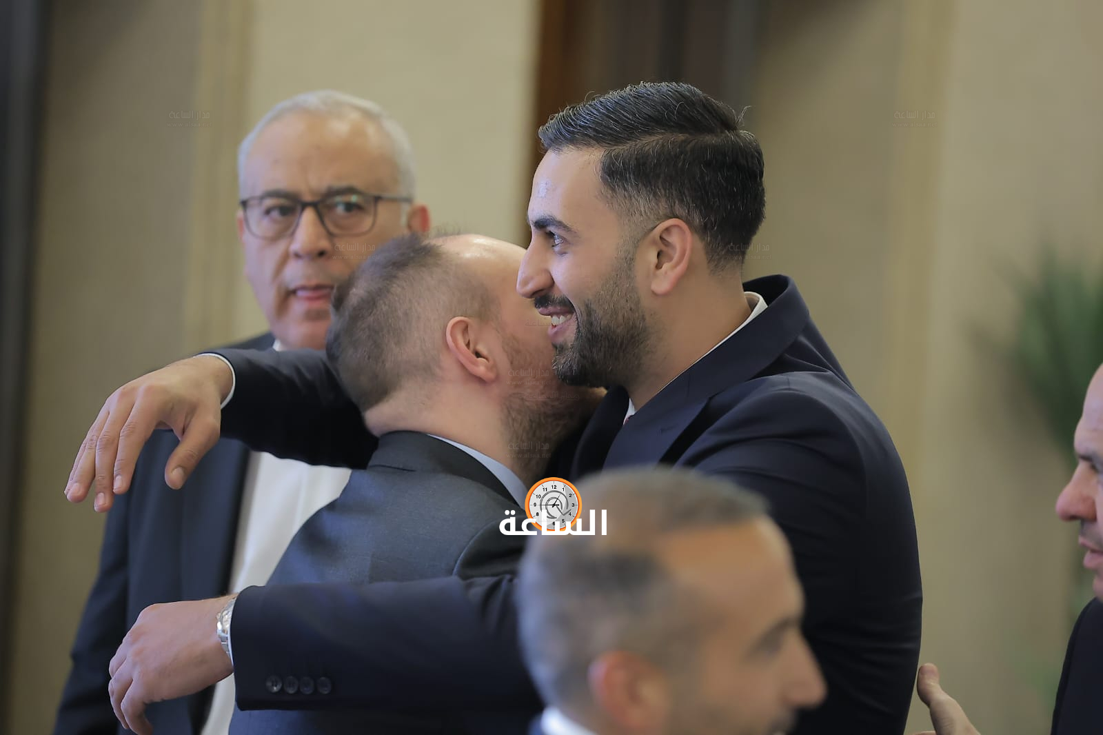 Madar Al-Saa Images 0.3812728330051228