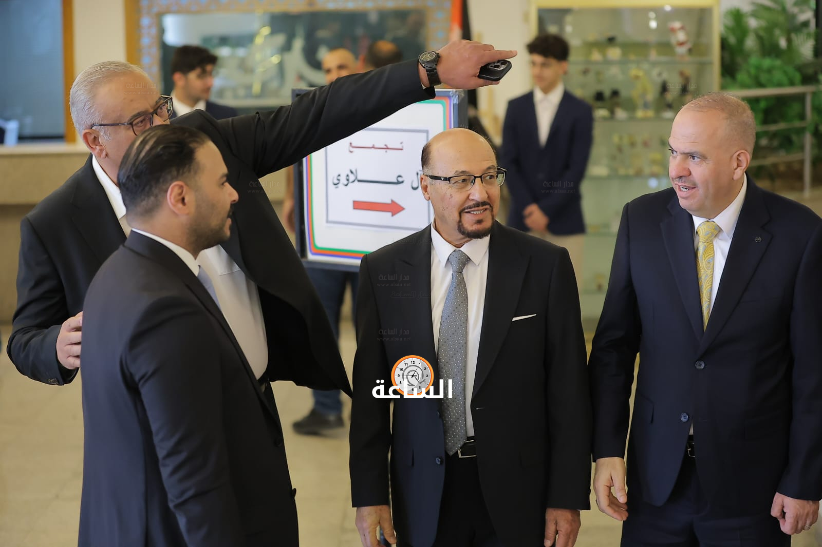 Madar Al-Saa Images 0.34958738139062095