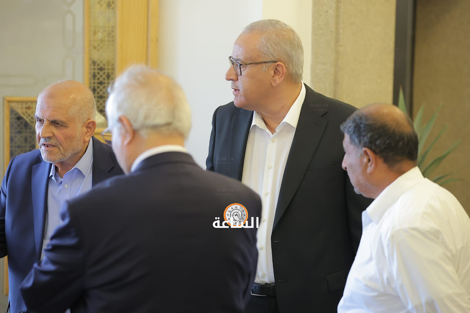 Madar Al-Saa Images 0.8755500763730164