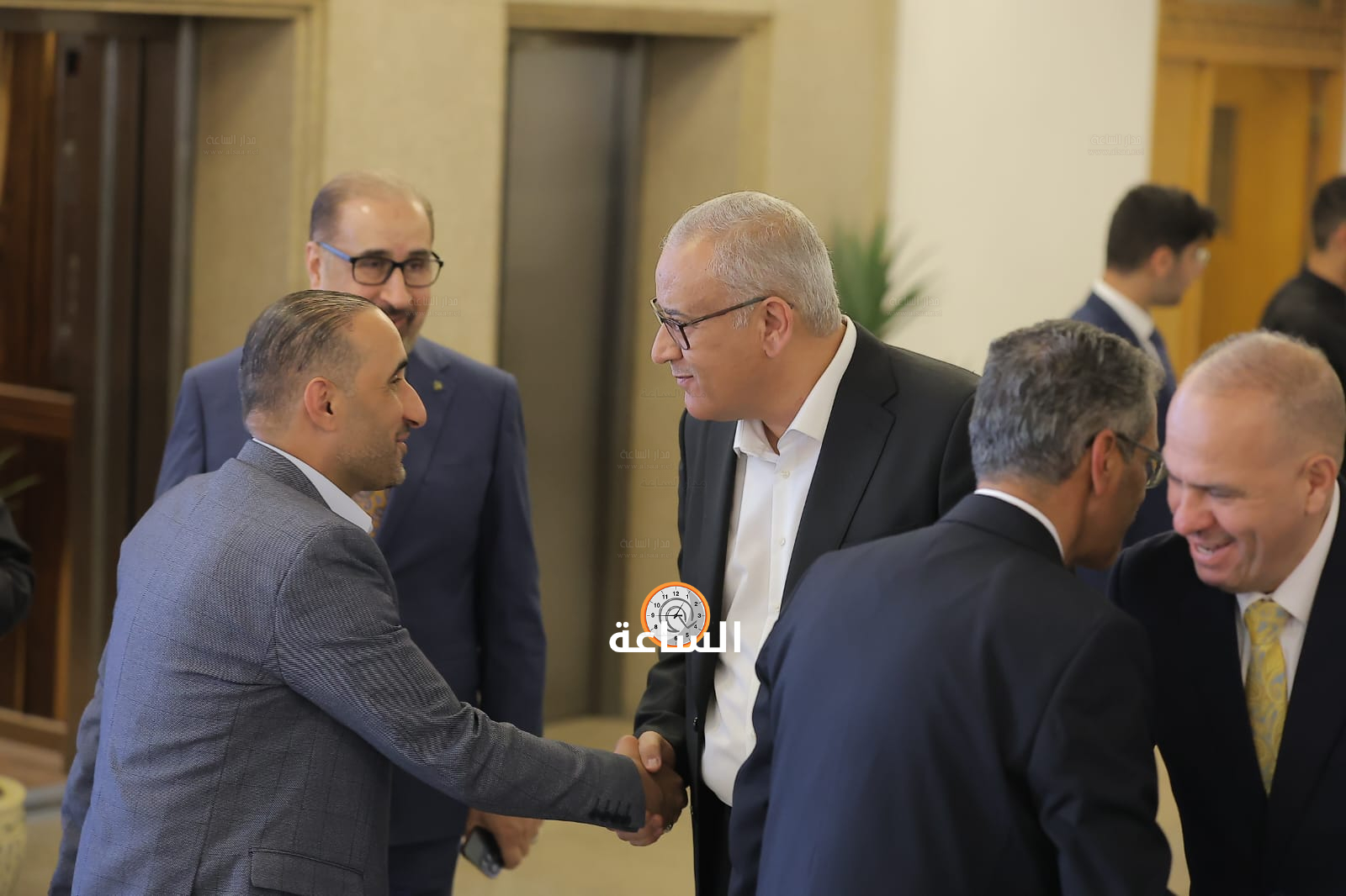 Madar Al-Saa Images 0.35044212747854764