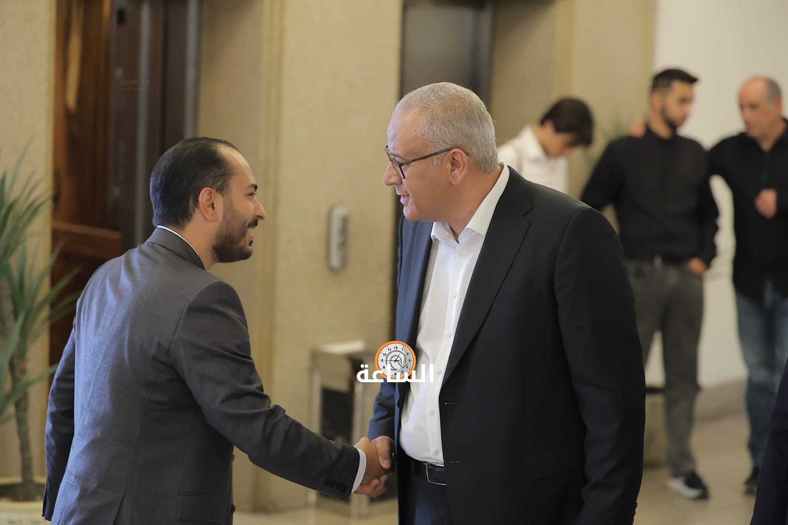 Madar Al-Saa Images 0.22470604032029828