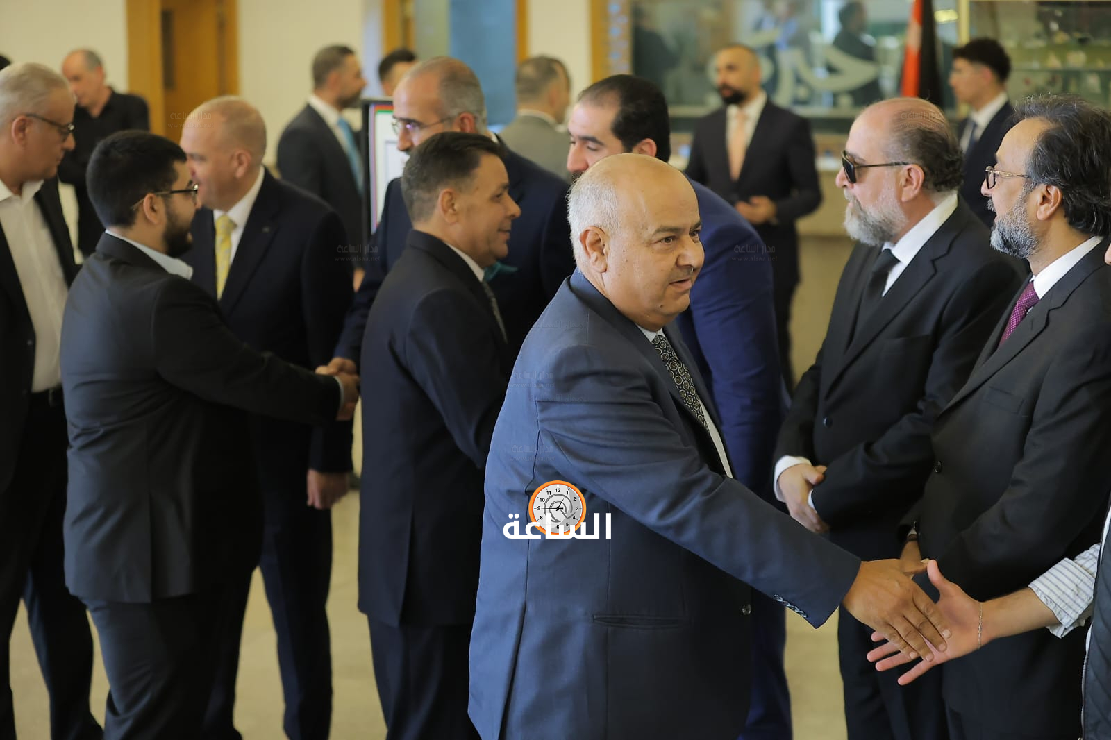 Madar Al-Saa Images 0.14294108773643321