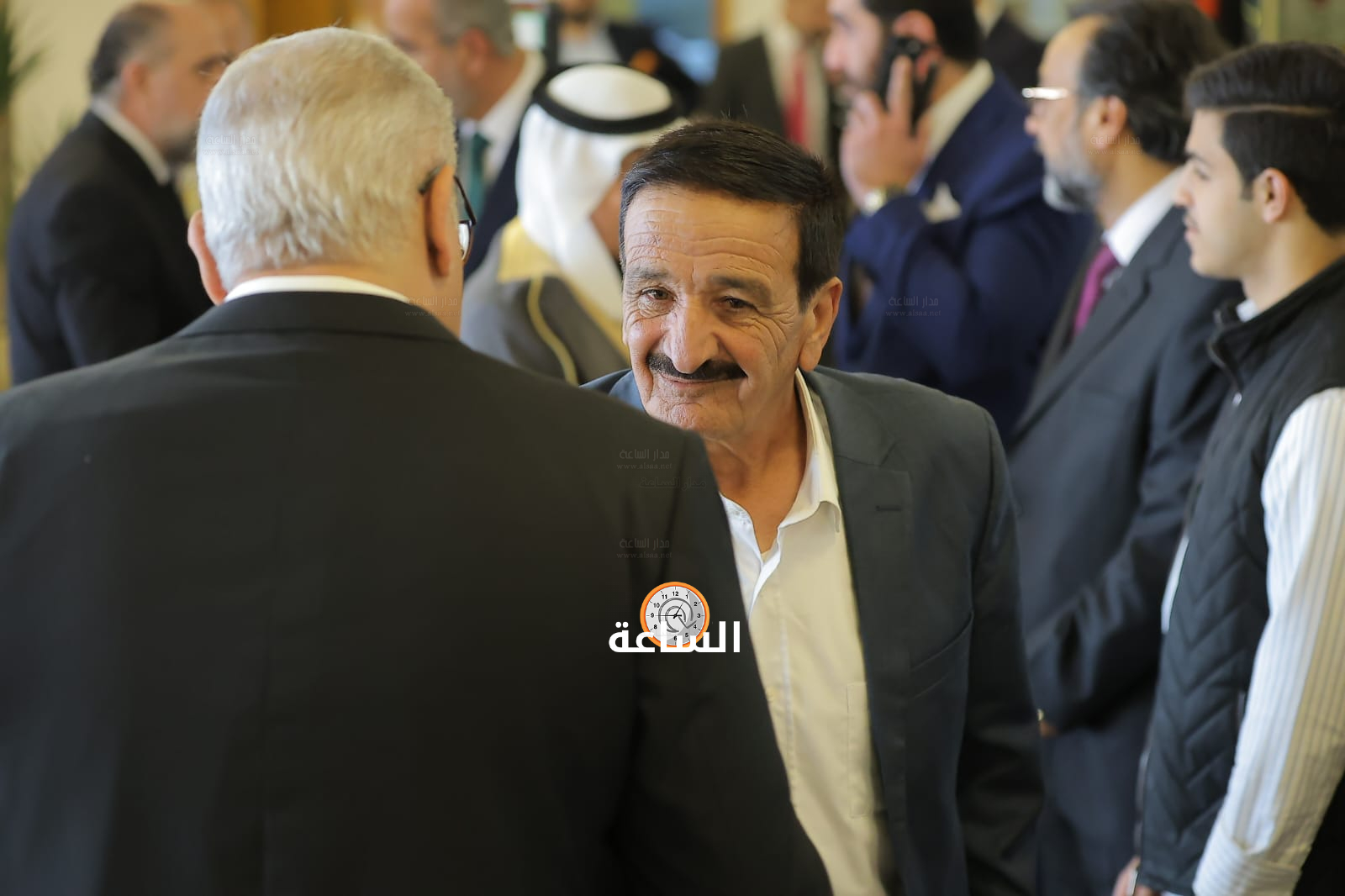 Madar Al-Saa Images 0.8641916611134766