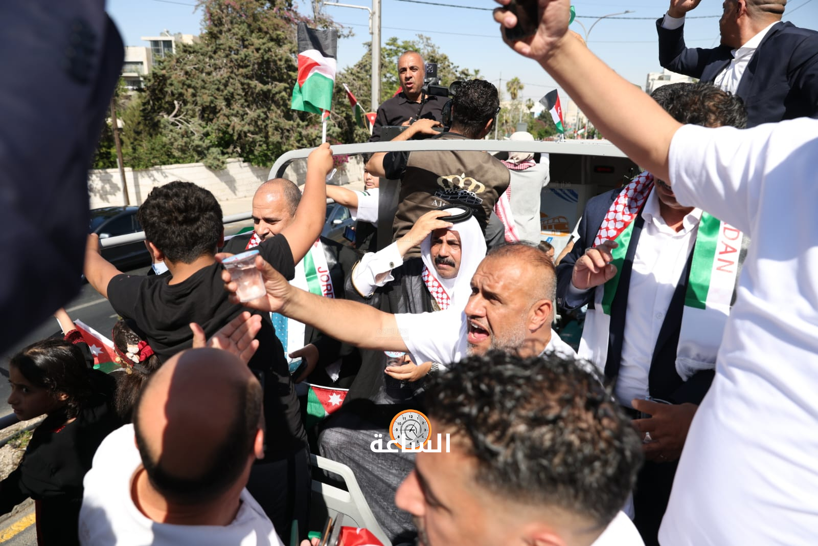 Madar Al-Saa Images 0.873687552562188