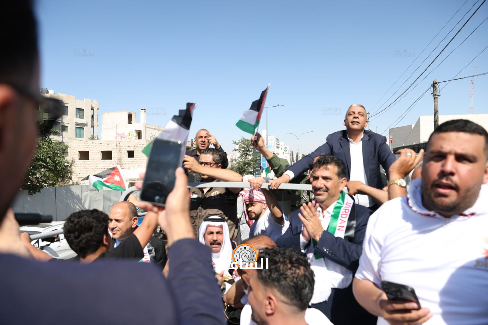 Madar Al-Saa Images 0.17402154686946503