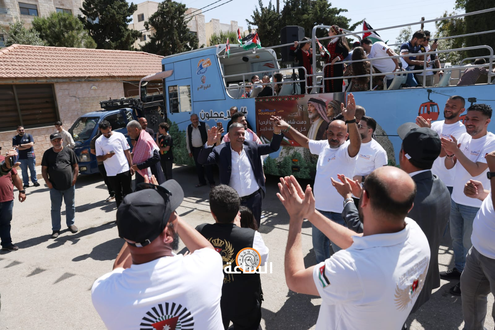 Madar Al-Saa Images 0.4619613451100685